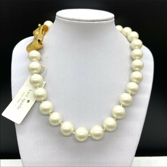 kate spade Jewelry - SOLD. Kate spade ♠️ Pearl/Golden Necklace   NWT. SOLD.